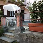 Piccolo Porto Di Cerro Apartament