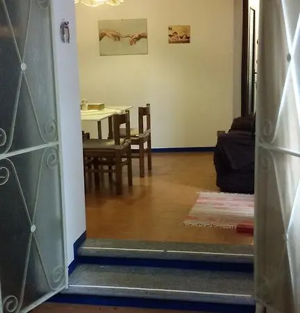 Piccolo Porto Di Cerro Apartment *
