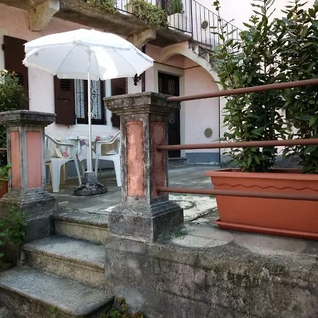 Piccolo Porto Di Cerro Apartamento